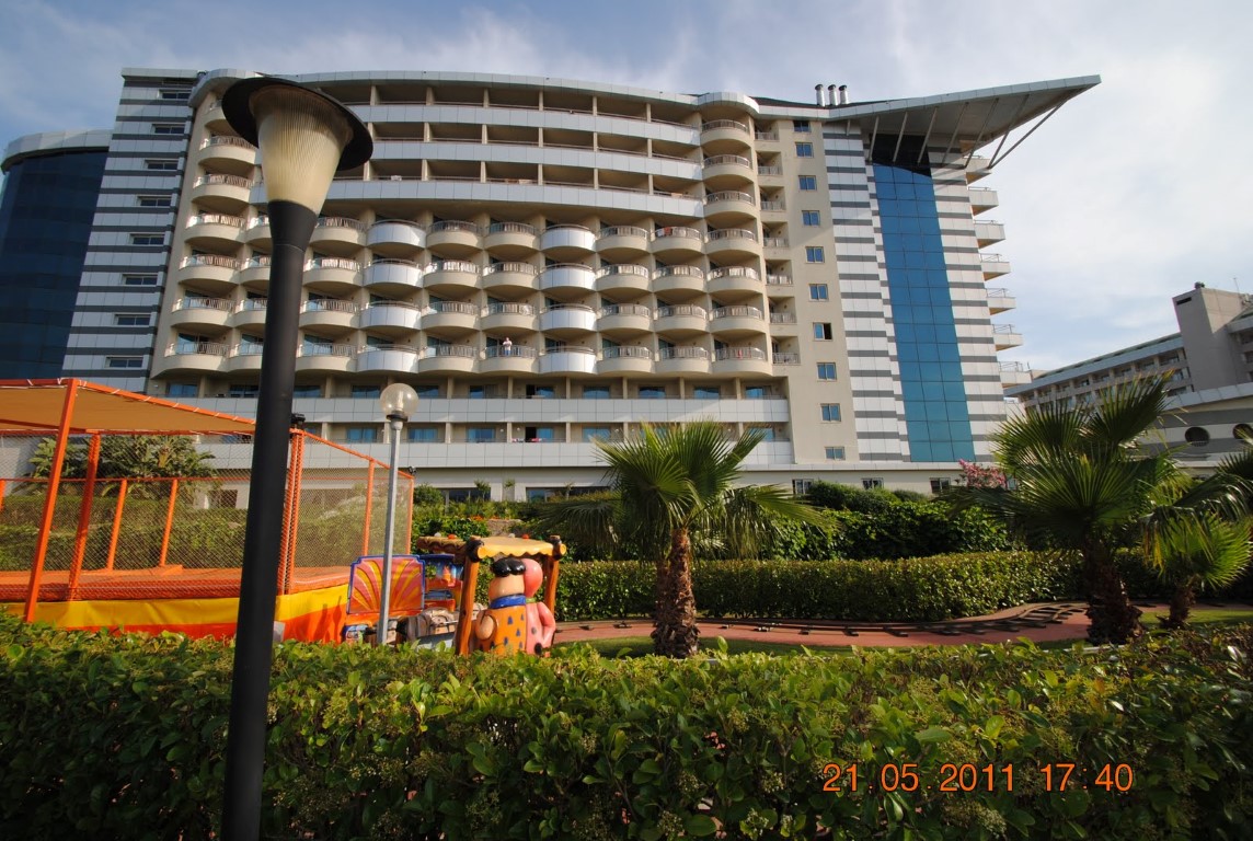 imagini hotel ROYAL WINGS LARA